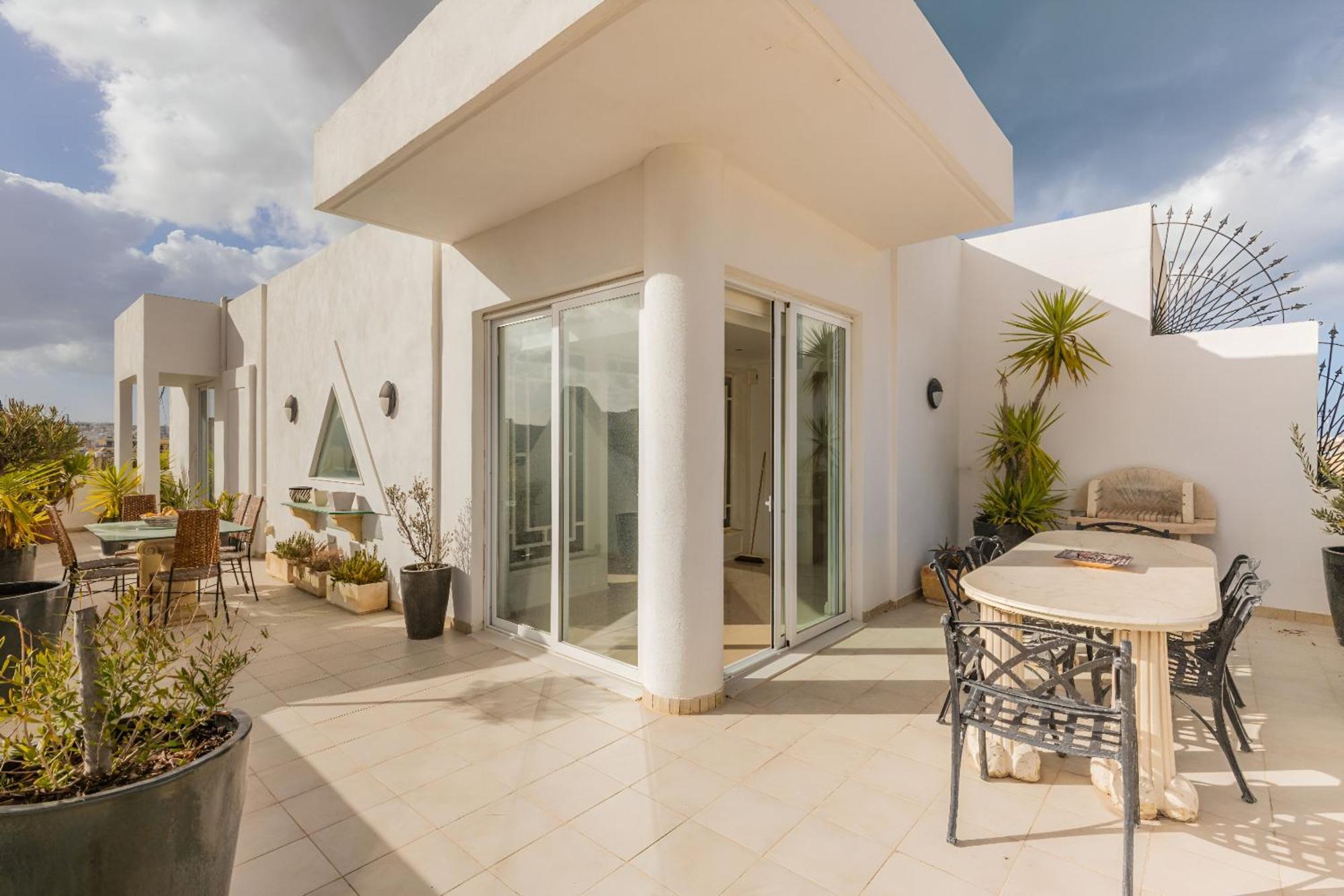 דירות סליאמה Stunning - Seaview Penthouse 3-Bed + Parking מראה חיצוני תמונה