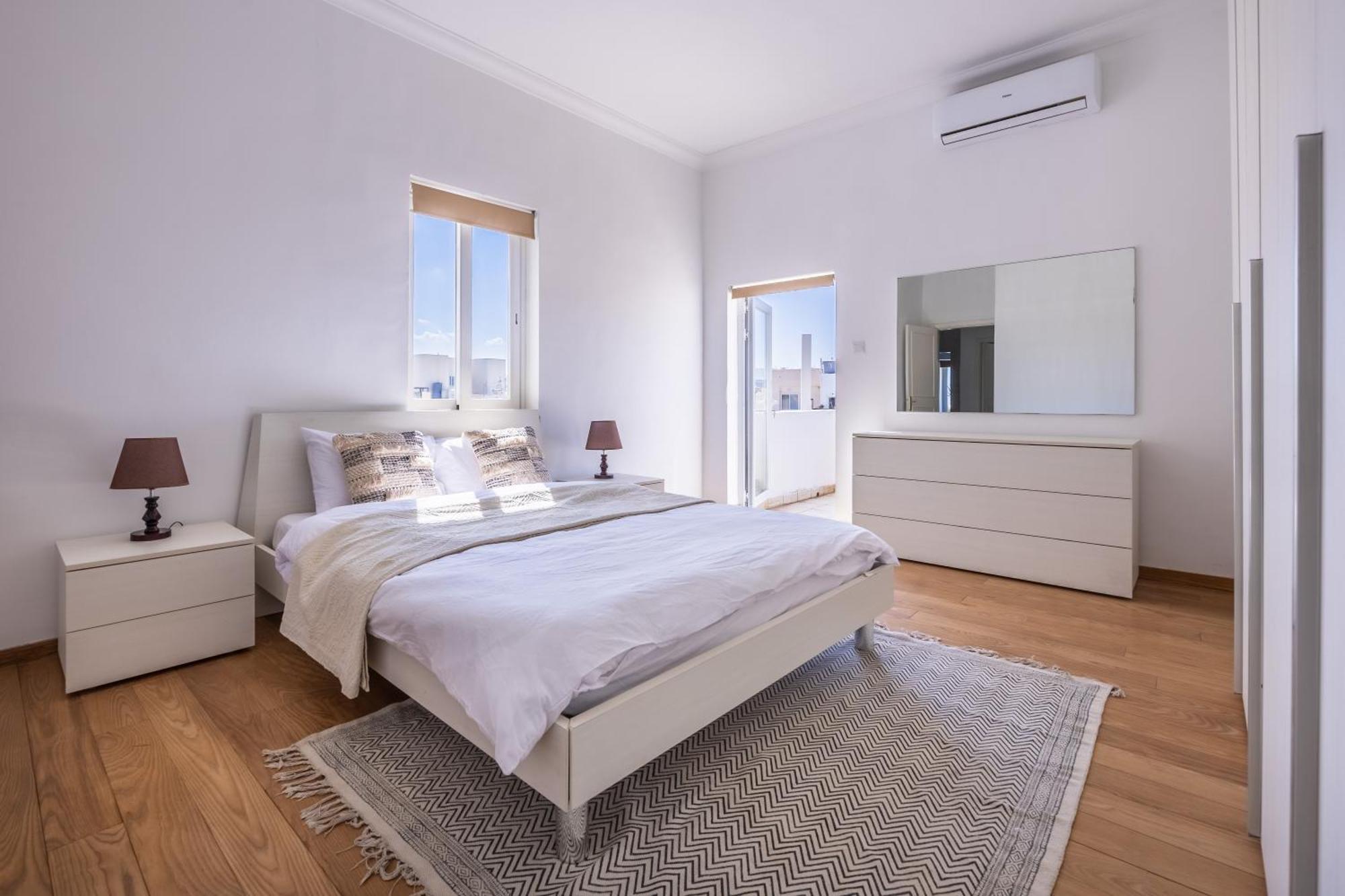 דירות סליאמה Stunning - Seaview Penthouse 3-Bed + Parking מראה חיצוני תמונה