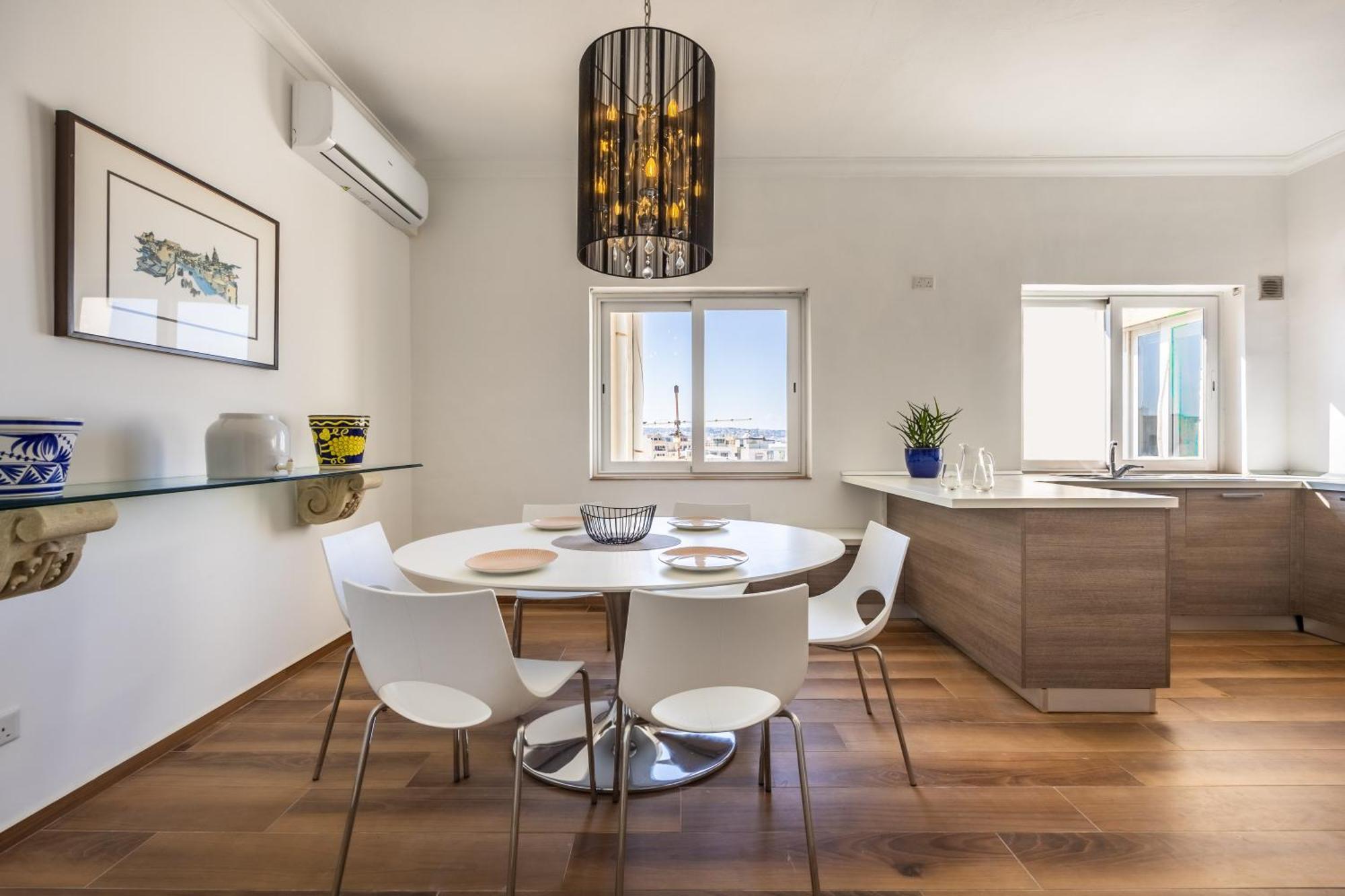דירות סליאמה Stunning - Seaview Penthouse 3-Bed + Parking מראה חיצוני תמונה